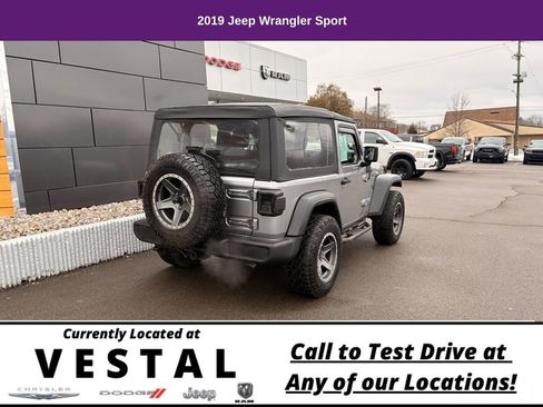 Used 2019 Jeep Wrangler Sport image 7