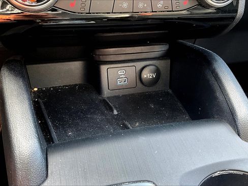 Used 2022 Ford Escape SEL w/ Technology Package image 33