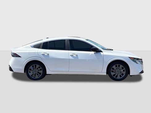 New 2026 Nissan Sentra SL FWD image 6
