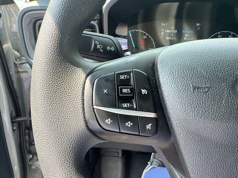 Used 2023 Ford Maverick XL FWD image 2
