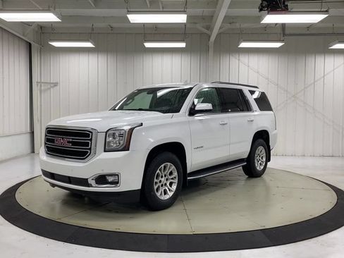 Used 2017 GMC Yukon SLT AWD/4WD image 4