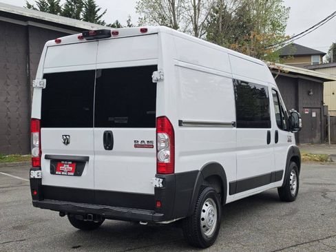 Used 2022 RAM ProMaster 3500 w/ Interior LED Lighting Group FWD image 7