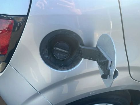 Used 2016 Chevrolet Sonic LS FWD image 59