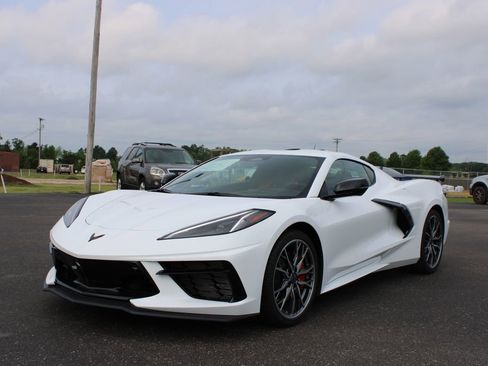 New 2026 Chevrolet Corvette Stingray Preferred Cpe w/ 2LT RWD image 4