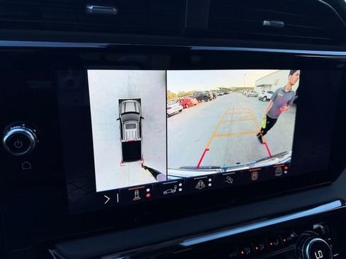 Certified 2024 GMC Sierra 1500 AT4 w/ Technology Package image 9