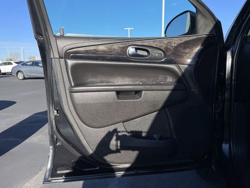 Used 2015 Buick Enclave Leather image 20