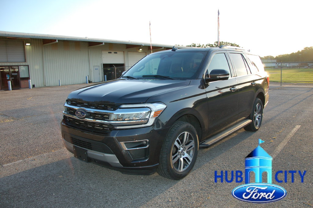 Used 2024 Ford Expedition Limited RWD image 1