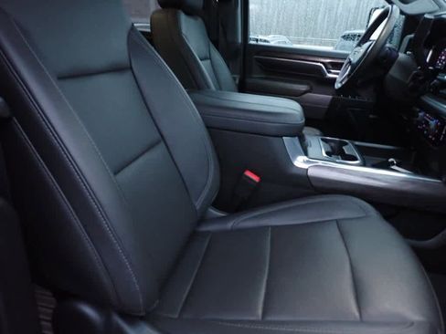 Certified 2024 Chevrolet Silverado 2500 LTZ w/ LTZ Convenience Package image 22