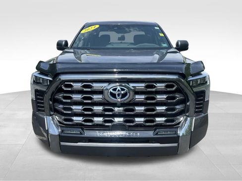 Used 2024 Toyota Tundra Platinum AWD/4WD image 8
