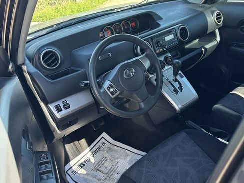 Used 2012 Scion xB image 9