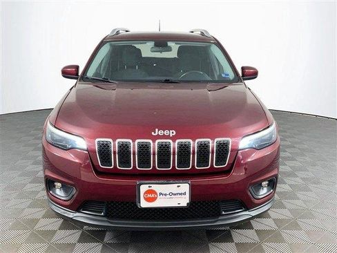 Used 2019 Jeep Cherokee Latitude w/ Cold Weather Group AWD/4WD image 2