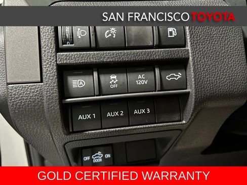 Certified 2025 Toyota Tacoma TRD Off-Road image 38