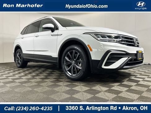 Used 2022 Volkswagen Tiguan SE AWD/4WD image 1