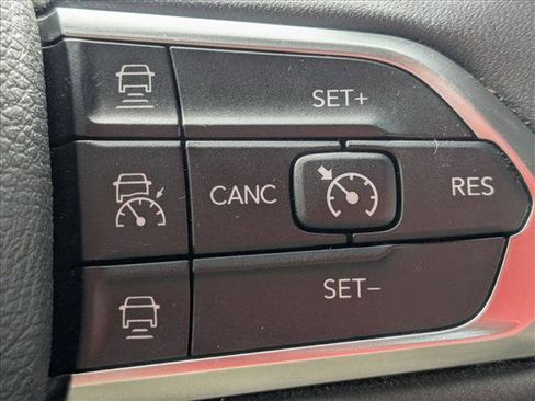 Used 2023 Jeep Compass Limited image 11