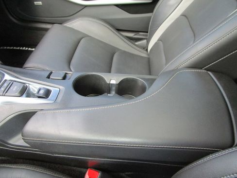 Used 2022 Chevrolet Camaro LT w/ RS Package image 36