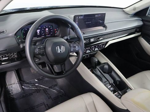 Used 2024 Honda Accord EX-L image 7