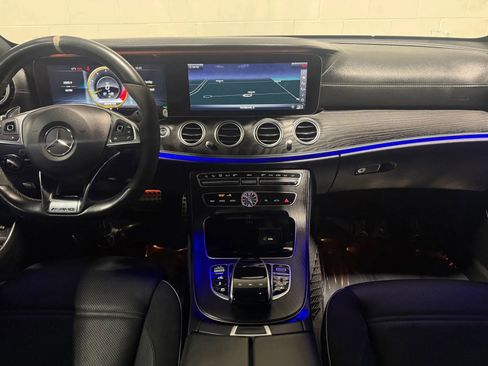 Used 2018 Mercedes-Benz E 63 AMG S image 24