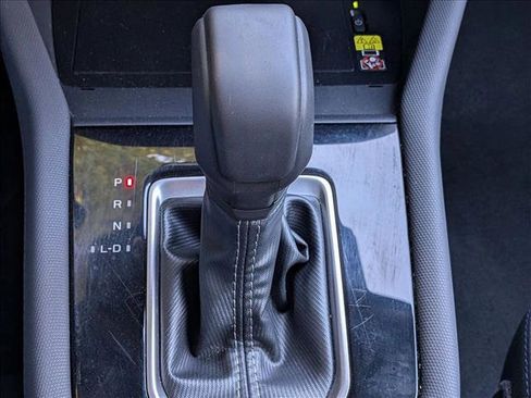 Used 2025 Subaru Forester Premium image 13