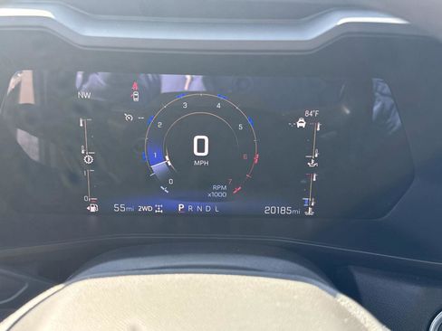 Used 2023 Chevrolet Colorado Trail Boss w/ Technology Package AWD/4WD image 22