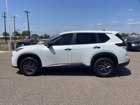 Certified 2024 Nissan Rogue S FWD image 4