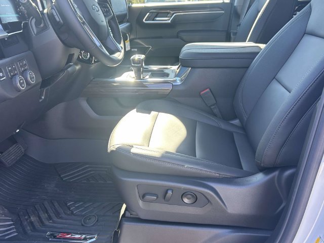New 2026 Chevrolet Silverado 1500 RST w/ Safety Package AWD/4WD image 12