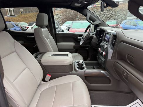 Used 2021 GMC Sierra 1500 SLT w/ SLT Premium Package image 23