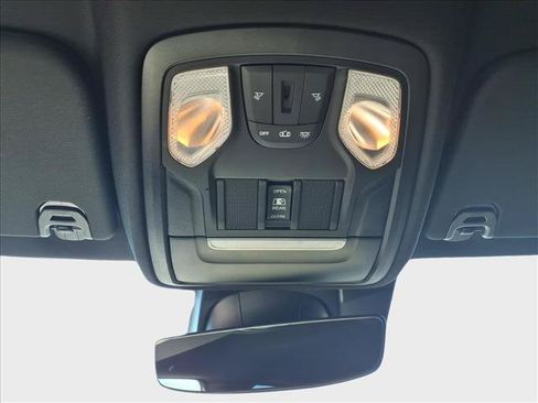 Used 2021 RAM 1500 Rebel AWD/4WD image 29