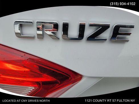 Used 2016 Chevrolet Cruze LS FWD image 19