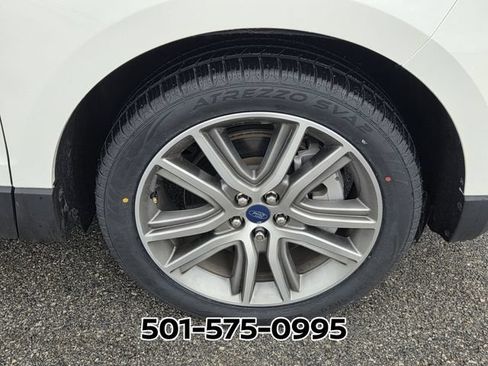 Used 2022 Ford Edge Titanium AWD/4WD image 19