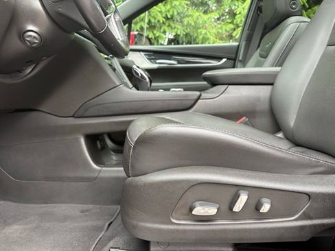 Used 2023 Cadillac XT5 Premium Luxury AWD/4WD image 28
