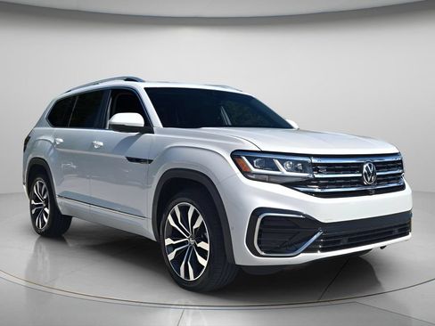 Certified 2023 Volkswagen Atlas SEL Premium AWD/4WD image 9