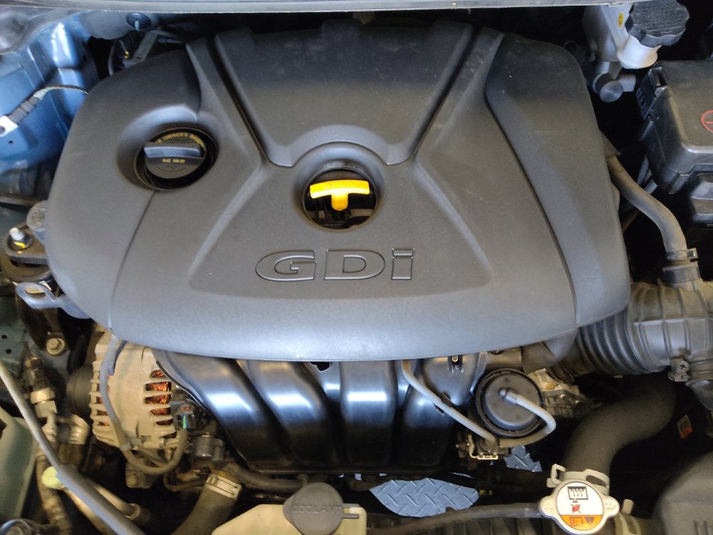 Used 2016 Hyundai Elantra GT FWD image 30