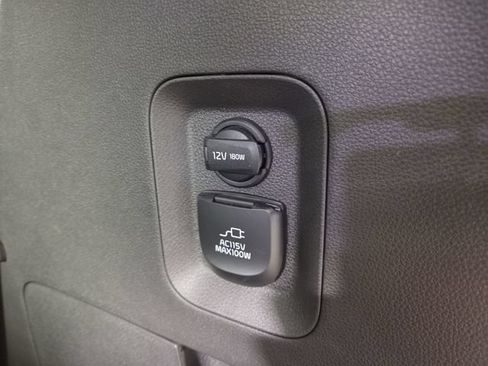Certified 2025 Kia Carnival SX Prestige FWD image 32
