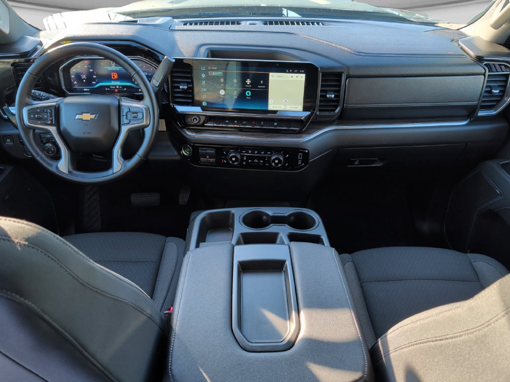 Used 2025 Chevrolet Silverado 1500 LT AWD/4WD image 18