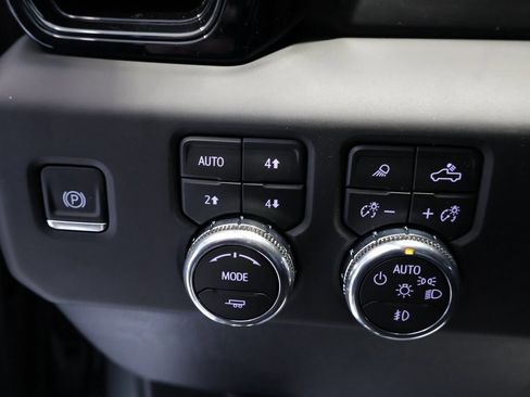 New 2026 GMC Sierra 1500 AT4 w/ AT4 Premium Package image 13