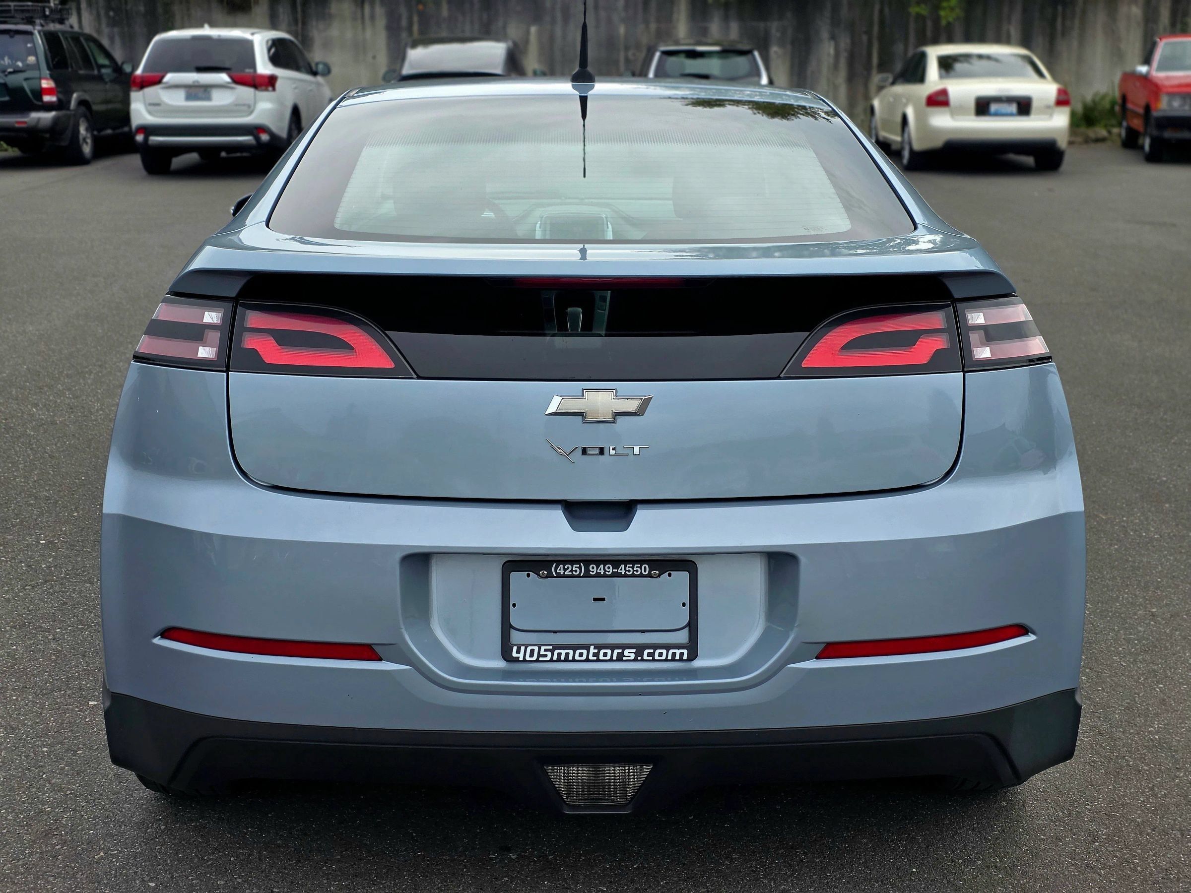 Used 2013 Chevrolet Volt FWD image 12