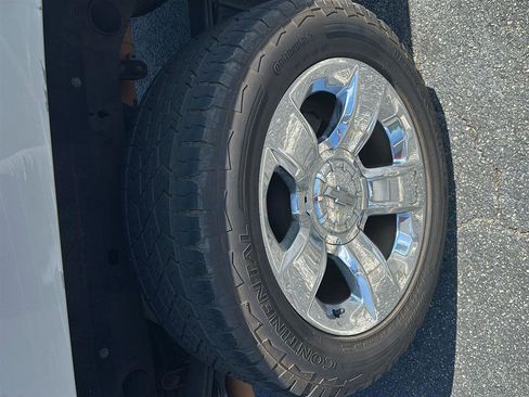 Used 2016 Chevrolet Silverado 1500 LTZ w/ Sport Package AWD/4WD image 6