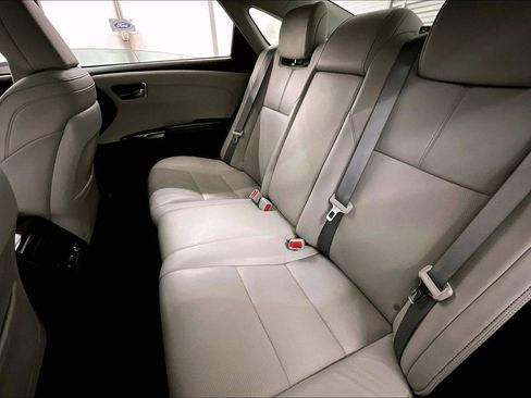 Used 2017 Toyota Avalon Limited w/ All Weather Liner Package image 25