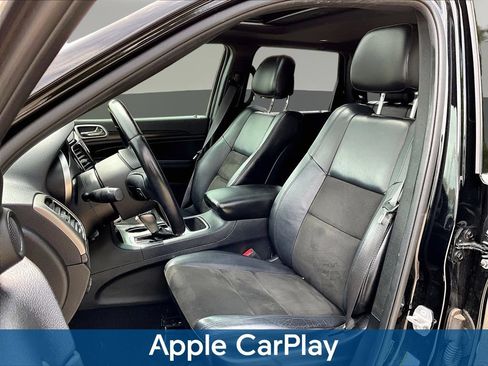 Used 2020 Jeep Grand Cherokee Laredo w/ Laredo X Package RWD image 25