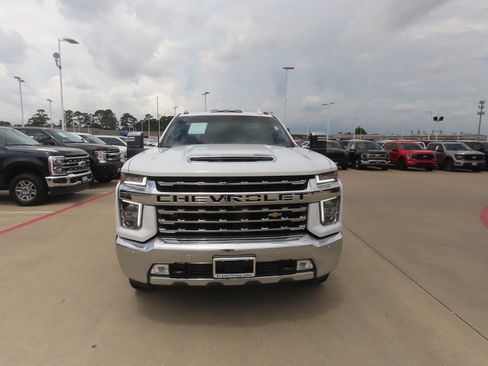 Used 2021 Chevrolet Silverado 3500 LTZ w/ LTZ Plus Package AWD/4WD image 5