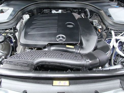 Certified 2022 Mercedes-Benz GLC 300 4MATIC image 30