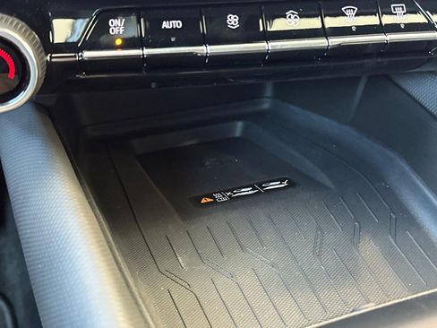 New 2025 Chevrolet Equinox EV RS w/ Active Safety Package 3 image 28