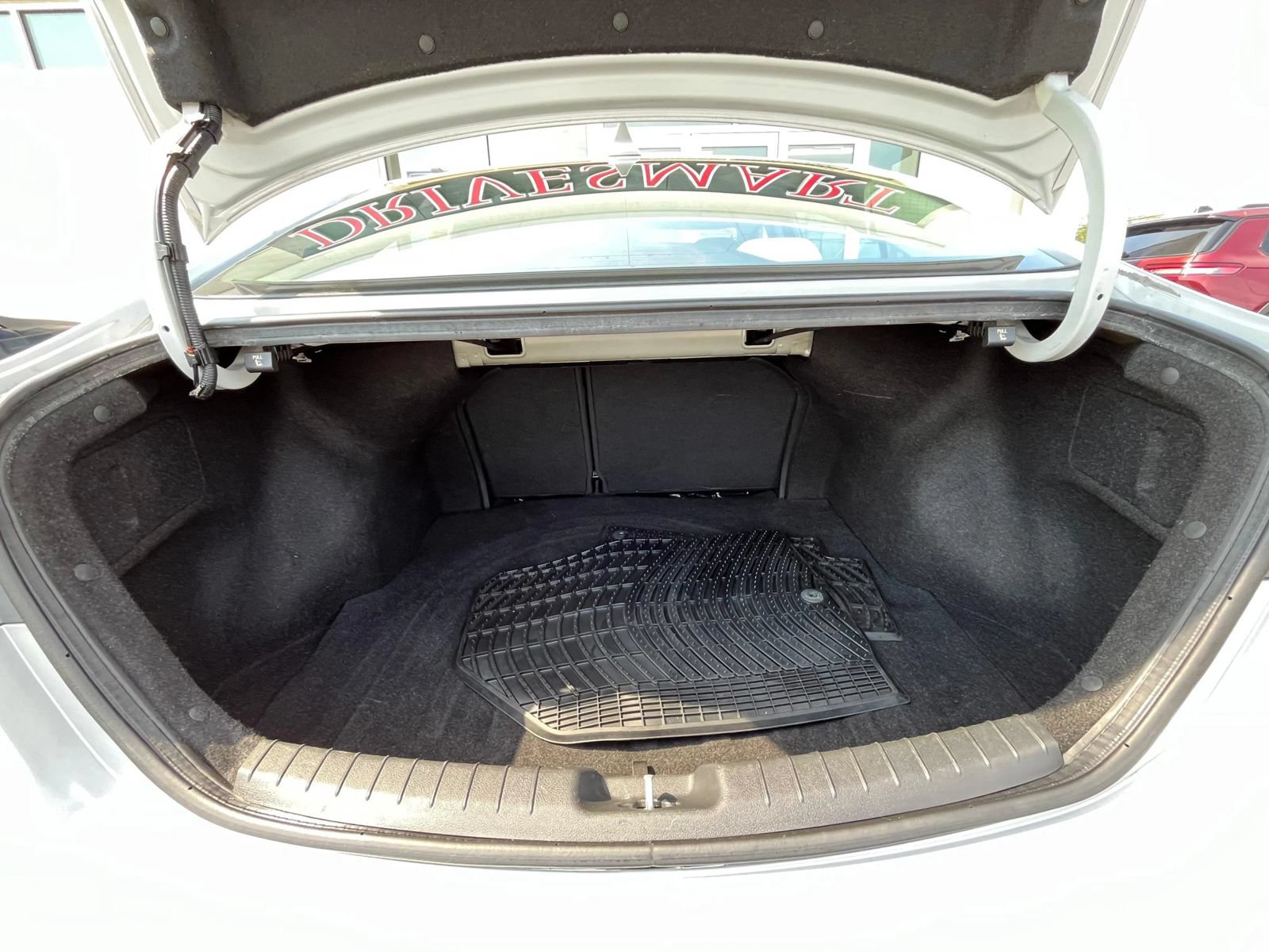 Used 2018 Hyundai Elantra SEL FWD image 8