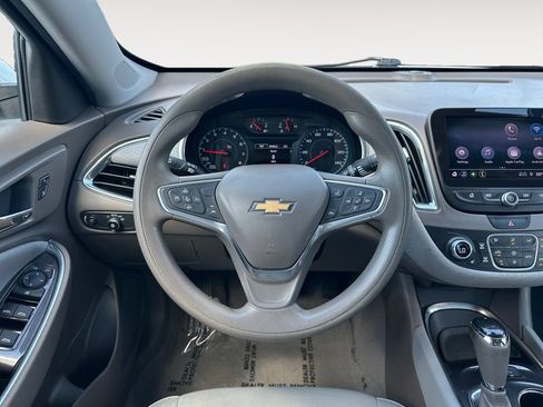 Used 2019 Chevrolet Malibu LT w/ Driver Confidence Package II FWD image 12