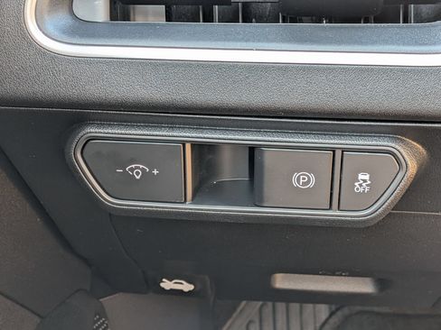 Used 2025 Kia K4 FWD image 17