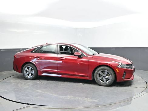 Used 2023 Kia K5 LXS FWD image 3