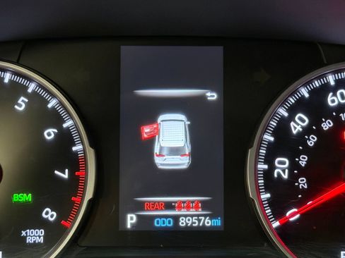 Used 2022 Toyota RAV4 XLE Premium AWD/4WD image 27