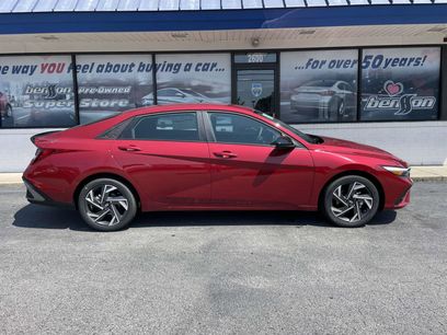 New 2025 Hyundai Elantra Sport w/ Cargo Package