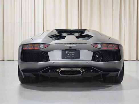 Used 2016 Lamborghini Aventador LP 700-4 AWD/4WD image 14