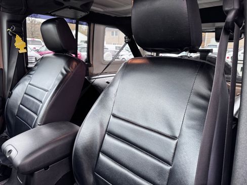 Used 2015 Jeep Wrangler Unlimited Sport w/ Quick Order Package 24S image 15